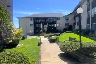 400 Narragansett Pkwy, Warwick, RI 02888 - Photo 7