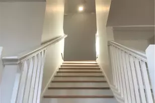 445 Broadway, Newport, RI 02840 - Photo 11