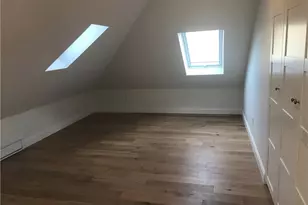 445 Broadway, Newport, RI 02840 - Photo 13