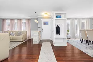 135 Meshanticut Valley Pkwy, Cranston, RI 02920 - Photo 3