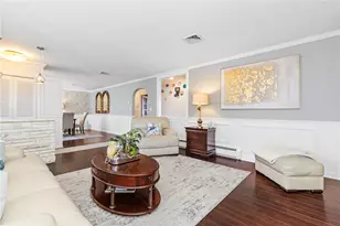 135 Meshanticut Valley Pkwy, Cranston, RI 02920 - Photo 5