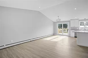 21 Florida Ave, Coventry, RI 02816 - Photo 7