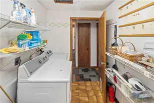 30 W Bay View Dr, Jamestown, RI 02835 - Photo 25