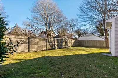 88 Burton Street, Bristol, RI 02809 - Photo 35