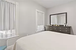 88 Burton St, Bristol, RI 02809 - Photo 13