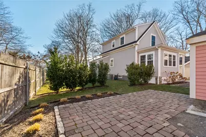 88 Burton Street, Bristol, RI 02809 - Photo 5