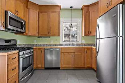 88 Burton Street, Bristol, RI 02809 - Photo 31