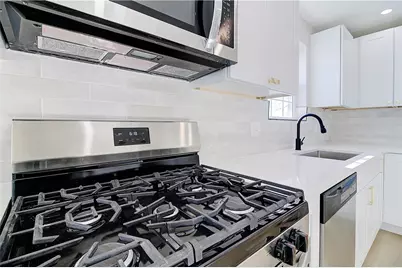 14 Robin Street, Providence, RI 02908 - Photo 13