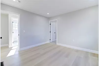 14 Robin Street, Providence, RI 02908 - Photo 19