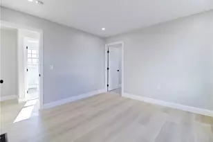 14 Robin St, Providence, RI 02908 - Photo 19