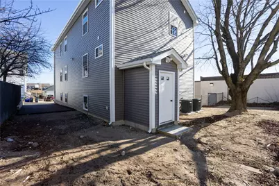 14 Robin Street, Providence, RI 02908 - Photo 5