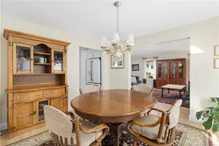 22 Beech Tree Pl, South Kingstown, RI 02879 - Photo 19