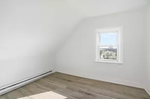 24 Reynolds Ave, Providence, RI 02905 - Photo 15