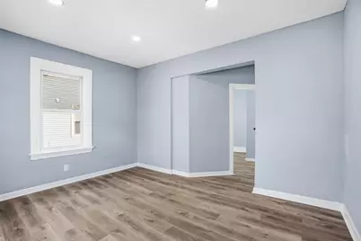 24 Reynolds Avenue, Providence, RI 02905 - Photo 9