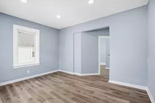 24 Reynolds Ave, Providence, RI 02905 - Photo 9