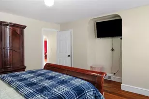 400 Newport Ave St, Pawtucket, RI 02861 - Photo 9