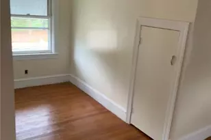 400 Newport Ave St, Pawtucket, RI 02861 - Photo 15