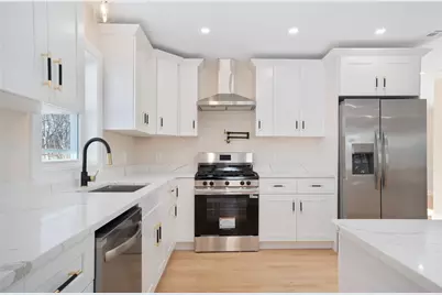 43 Massachusetts Avenue, Cumberland, RI 02864 - Photo 13