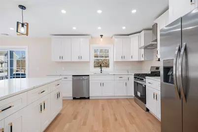 43 Massachusetts Avenue, Cumberland, RI 02864 - Photo 11