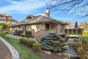 43 Highland Ave, Warwick, RI 02886 - Photo 3