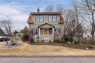 233 Palace Ave, Warwick, RI 02886 - Photo 1
