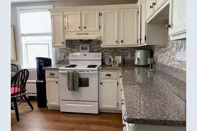 62 Dixon Street #1, Newport, RI 02840 - Photo 7