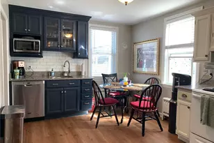 62 Dixon St, Newport, RI 02840 - Photo 9