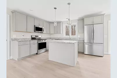 66 Medford Street, Warwick, RI 02889 - Photo 9