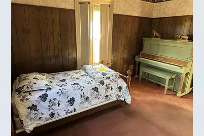 47 Clara Avenue, Warwick, RI 02889 - Photo 31