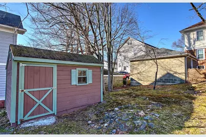 66 Tyndall Avenue, Providence, RI 02908 - Photo 33