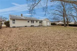 151 Chestnut Hill Ave, Cranston, RI 02920 - Photo 33