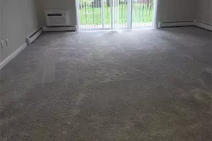 3 Admiralty Dr, Middletown, RI 02842 - Photo 11