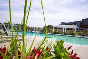 3 Admiralty Dr, Middletown, RI 02842 - Photo 19