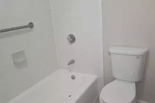 3 Admiralty Dr, Middletown, RI 02842 - Photo 13