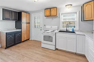 97 Angell Rd, Cumberland, RI 02864 - Photo 19
