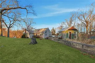 97 Angell Rd, Cumberland, RI 02864 - Photo 25