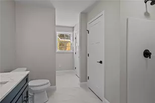 70 Orchard Ave, Johnston, RI 02919 - Photo 37