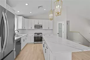 70 Orchard Ave, Johnston, RI 02919 - Photo 13