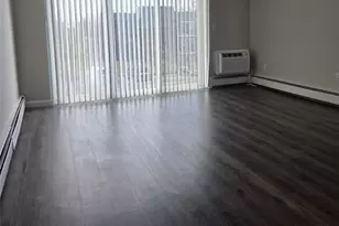 3 Admiralty Dr, Middletown, RI 02842 - Photo 5