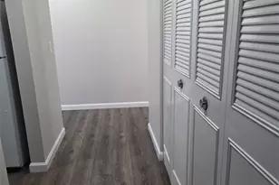 3 Admiralty Dr, Middletown, RI 02842 - Photo 7