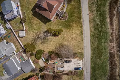 310 Common Fence Point Boulevard, Portsmouth, RI 02871 - Photo 7