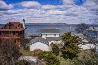 310 Common Fence Point Boulevard, Portsmouth, RI 02871 - Photo 5