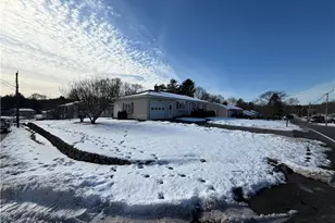 175 Gervais St, Coventry, RI 02816 - Photo 5