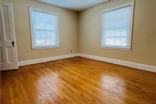 184 Vincent Ave, East Providence, RI 02914 - Photo 9