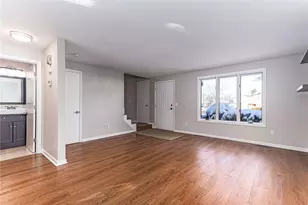 52 Kristee Cir, West Warwick, RI 02893 - Photo 7