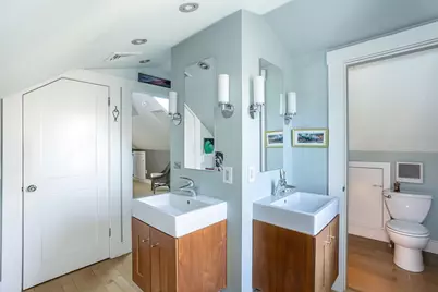 27 Hall Avenue, Newport, RI 02840 - Photo 33