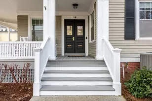 15 Humboldt Ave, Providence, RI 02906 - Photo 3