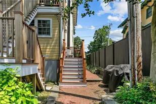 75 Pelham St, Newport, RI 02840 - Photo 39