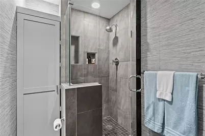 75 Pelham Street #B, Newport, RI 02840 - Photo 33