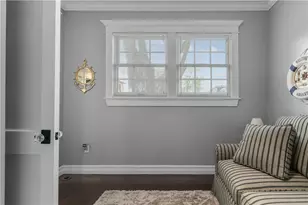 75 Pelham St, Newport, RI 02840 - Photo 31